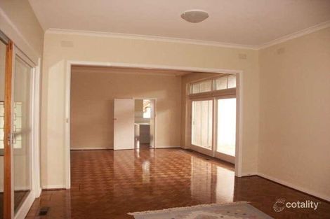 13 Helenslea Rd, Caulfield North, VIC 3161