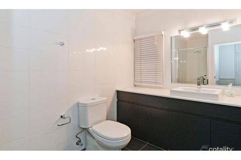 Property photo of 61 Tranters Avenue Camp Hill QLD 4152