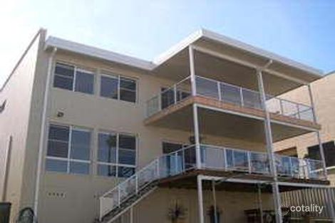 Property photo of 8 Elandale Place Redhead NSW 2290