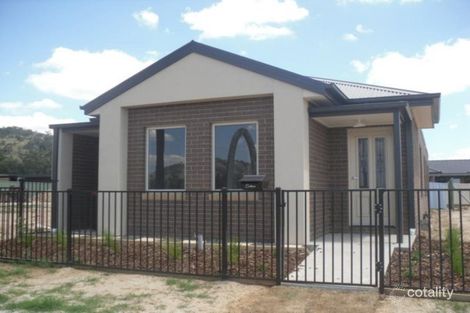 Property photo of 3 Pope Terrace Wodonga VIC 3690