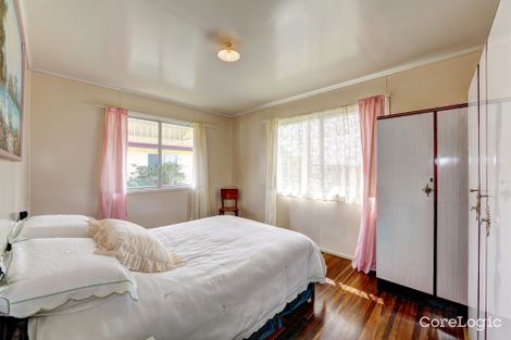 Property photo of 16 Bullpitt Street Avenell Heights QLD 4670