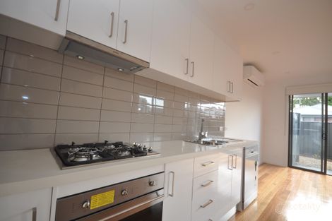 Property photo of 2/5-7 Downs Street Pascoe Vale VIC 3044