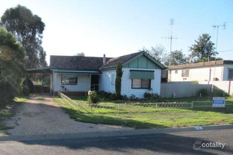 8 Gordon St, St Arnaud, VIC 3478