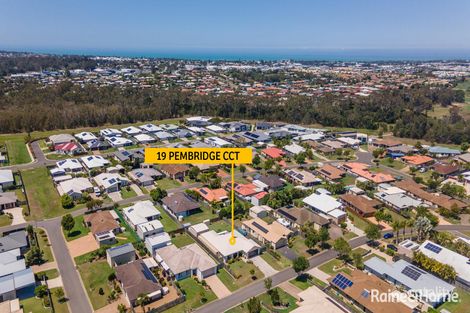 Property photo of 19 Pembridge Circuit Urraween QLD 4655
