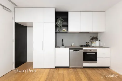 Property photo of 305/28 Riddell Parade Elsternwick VIC 3185