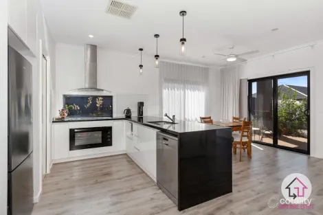 Property photo of 5 Kingfisher Way Wallan VIC 3756