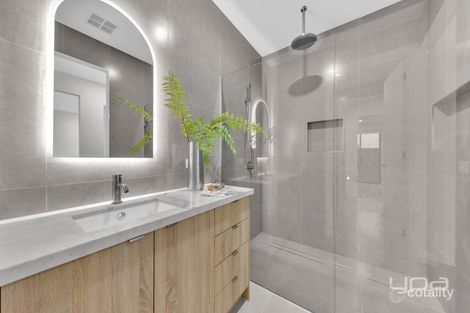 Property photo of 229 Haze Drive Point Cook VIC 3030