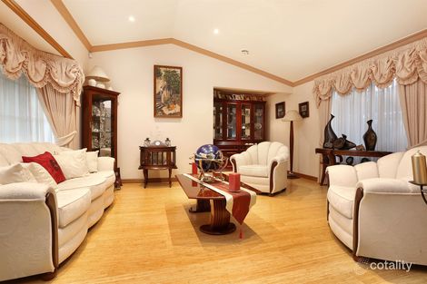 Property photo of 53 McKenzie Crescent Roxburgh Park VIC 3064