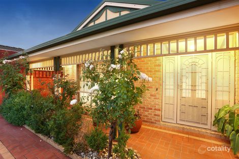 Property photo of 53 McKenzie Crescent Roxburgh Park VIC 3064