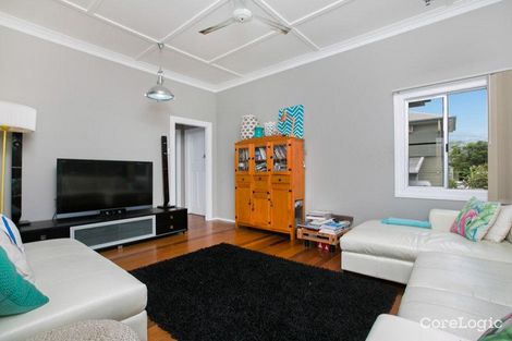 Property photo of 1/18 Barrett Street Bungalow QLD 4870