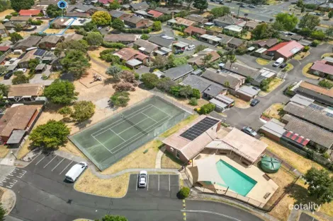 Property photo of 14 Dryandra Crescent Keysborough VIC 3173