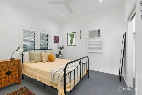 Property photo of 220 Denham Street The Range QLD 4700