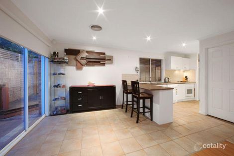 Property photo of 2/24 Napoleon Road Ferntree Gully VIC 3156