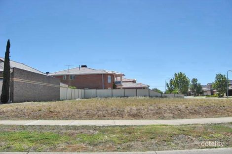 2 Landsbourgh Ave, Taylors Lakes, VIC 3038