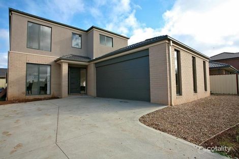 28 Tenterfield Dr, Burnside Heights, VIC 3023