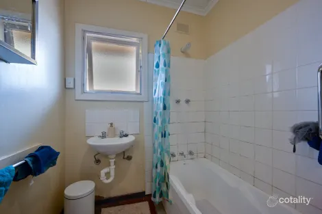 Property photo of 8 Dunsford Street Whyalla Stuart SA 5608