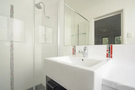 Property photo of 184 J Hickey Avenue Clinton QLD 4680
