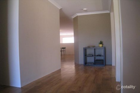Property photo of 18 Hodgkinson Turn Canning Vale WA 6155
