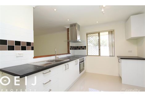 Property photo of 33 Arnold Crescent Kardinya WA 6163