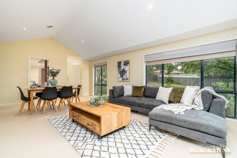 Property photo of 1/9 Coral Drive Jerrabomberra NSW 2619