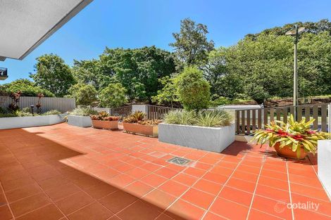 Property photo of 2/15 Newstead Avenue Newstead QLD 4006
