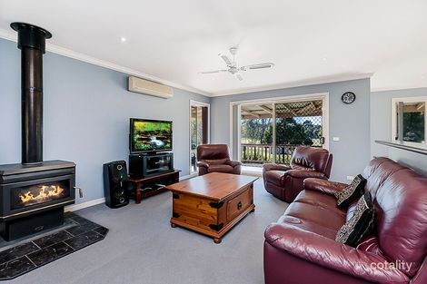 Property photo of 7888 Hamilton Highway Tarrington VIC 3301