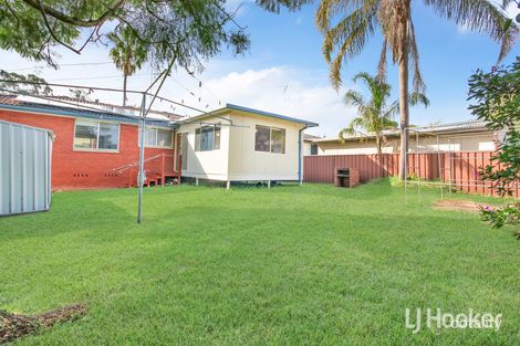 Property photo of 32 Labrador Street Rooty Hill NSW 2766