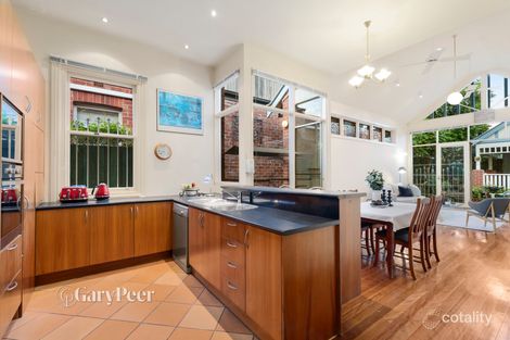 Property photo of 19 Shirley Grove St Kilda East VIC 3183