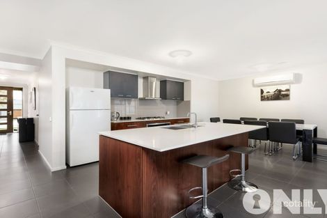 Property photo of 6 Dusky Bells Drive Cranbourne West VIC 3977