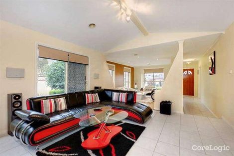 Property photo of 8 Lynx Avenue Roxburgh Park VIC 3064