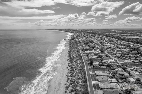 Property photo of 17 Creon Way Silver Sands WA 6210