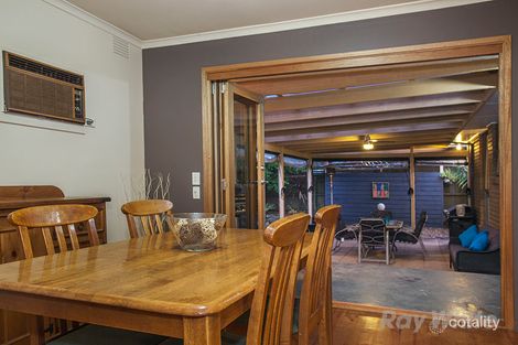 Property photo of 2 Lansell Court Rowville VIC 3178