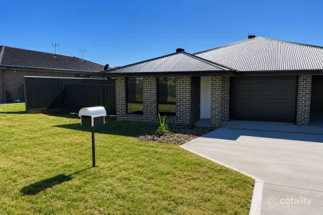 6 Cliffdale Pl, Kootingal, NSW 2352