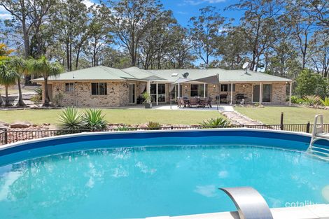 105 Windsor Dr, Mount Hallen, QLD 4312