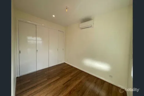 Property photo of 2/65 Boldrewood Parade Reservoir VIC 3073