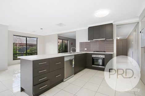 Property photo of 16 Kenneth Watson Drive Bandiana VIC 3691