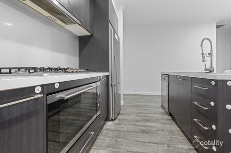 Property photo of 5 Alkira Boulevard Wollert VIC 3750
