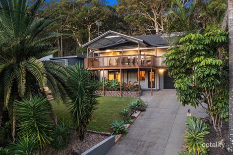 4 Kipling Dr, Bateau Bay, NSW 2261