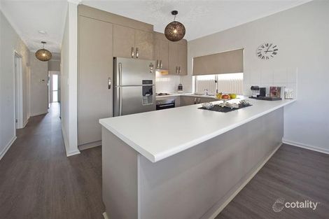 Property photo of 4 Central Court Mansfield Park SA 5012