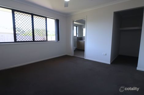 Property photo of 25 Waterside Way Eli Waters QLD 4655