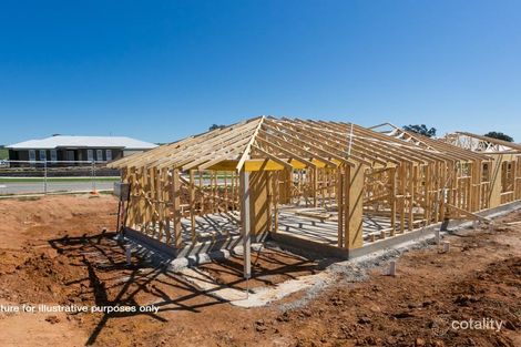 Property photo of 48 Lingiari Drive Lloyd NSW 2650
