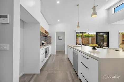 Property photo of 15 Crackajack Way Moncrieff ACT 2914