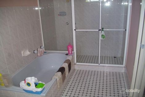 Property photo of 2/51 Angophora Drive Warabrook NSW 2304