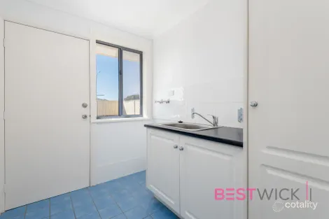 Property photo of 1 Hunt Place Blayney NSW 2799