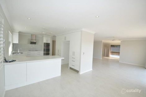 Property photo of 27 Daimler Drive Bundall QLD 4217