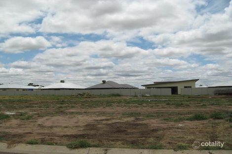 Property photo of 12 Desgrand Street Emerald QLD 4720