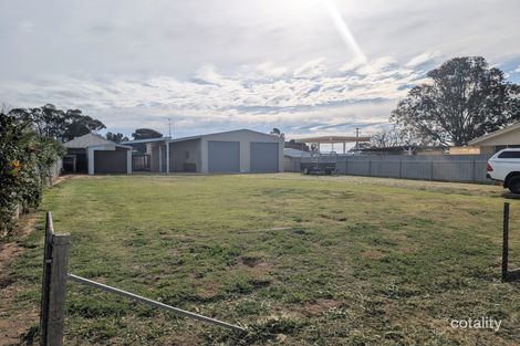 62 Hampden St, Finley, NSW 2713