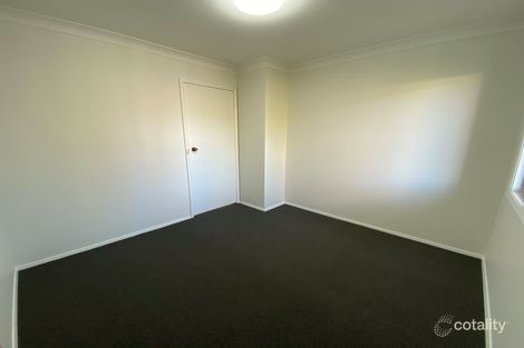 Property photo of 2 Taroona Avenue Berkeley Vale NSW 2261