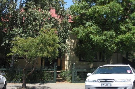 23 Caroline St, Clifton Hill, VIC 3068