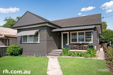 251 Trafalgar Ave, Umina Beach, NSW 2257